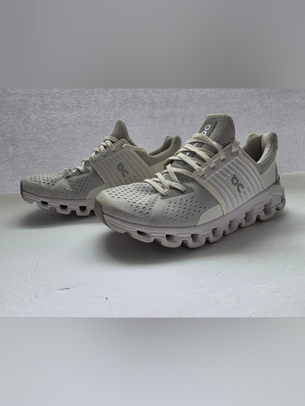 ON Cloudswift Running Shoes Glacier/White Road Running/Urban Use Women's Sz 7.5